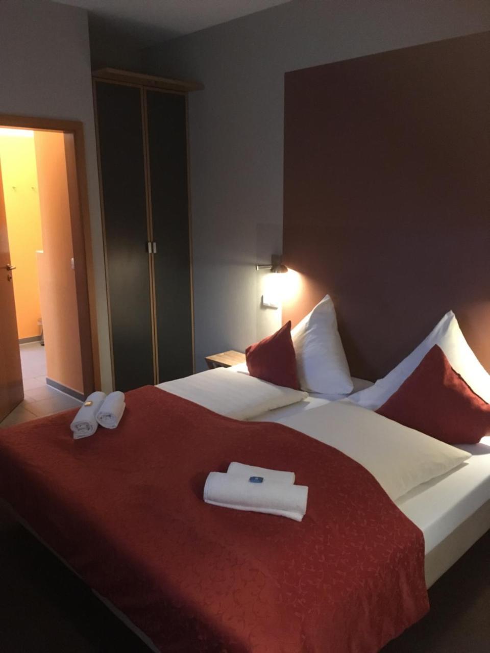 Maxi'S Hotel Steinfeld  Екстер'єр фото